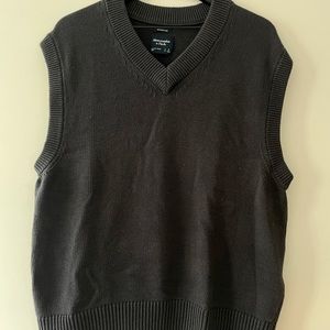 OVERSIZED Abercrombie and Fitch Sweater Vest
